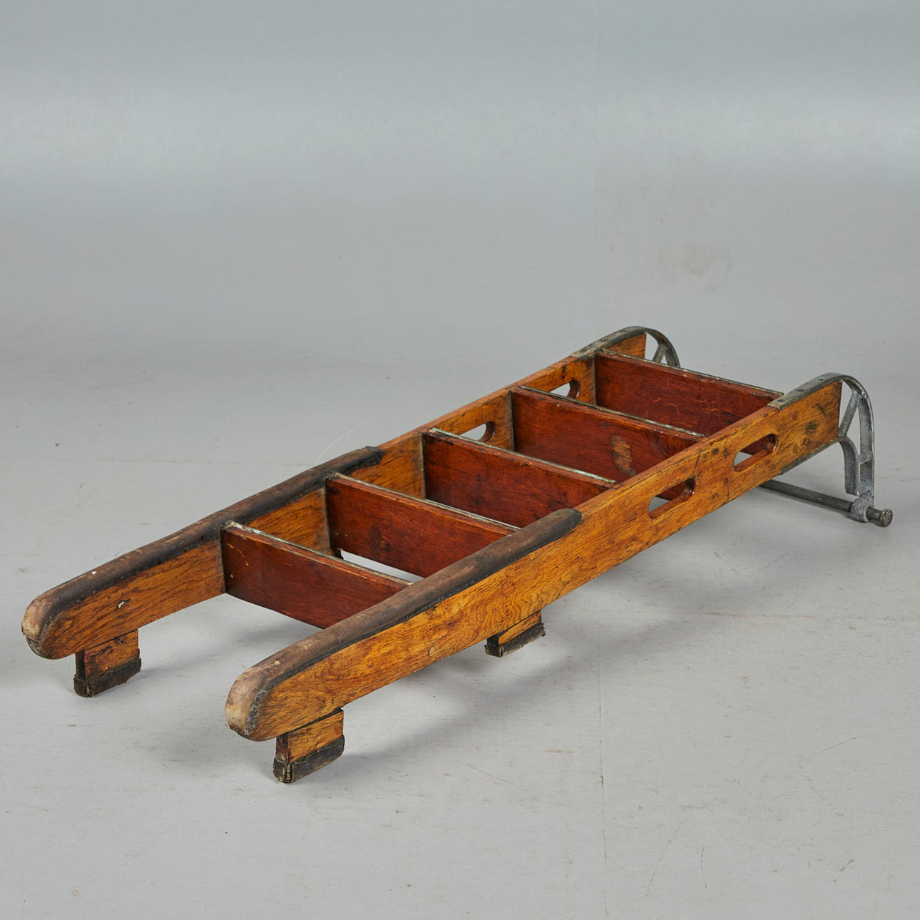 Escalera de barco / Escalera, Madera, Hierro, Cuero.