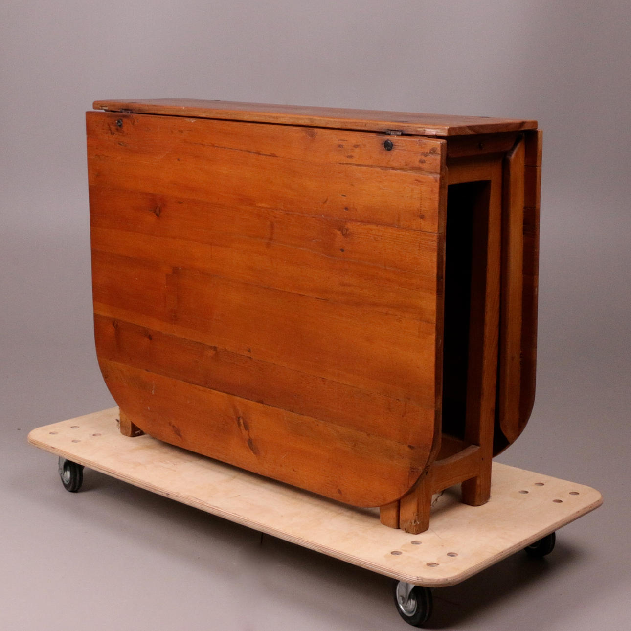 SLAGBORD, furu, 1800-tal.