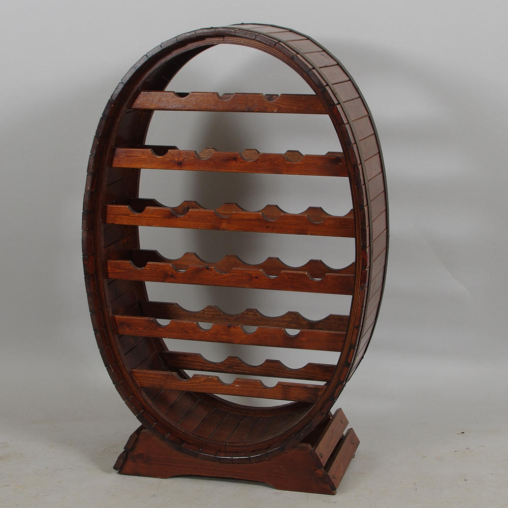 VINSTÄLL I FORM AV TUNNA, fur.