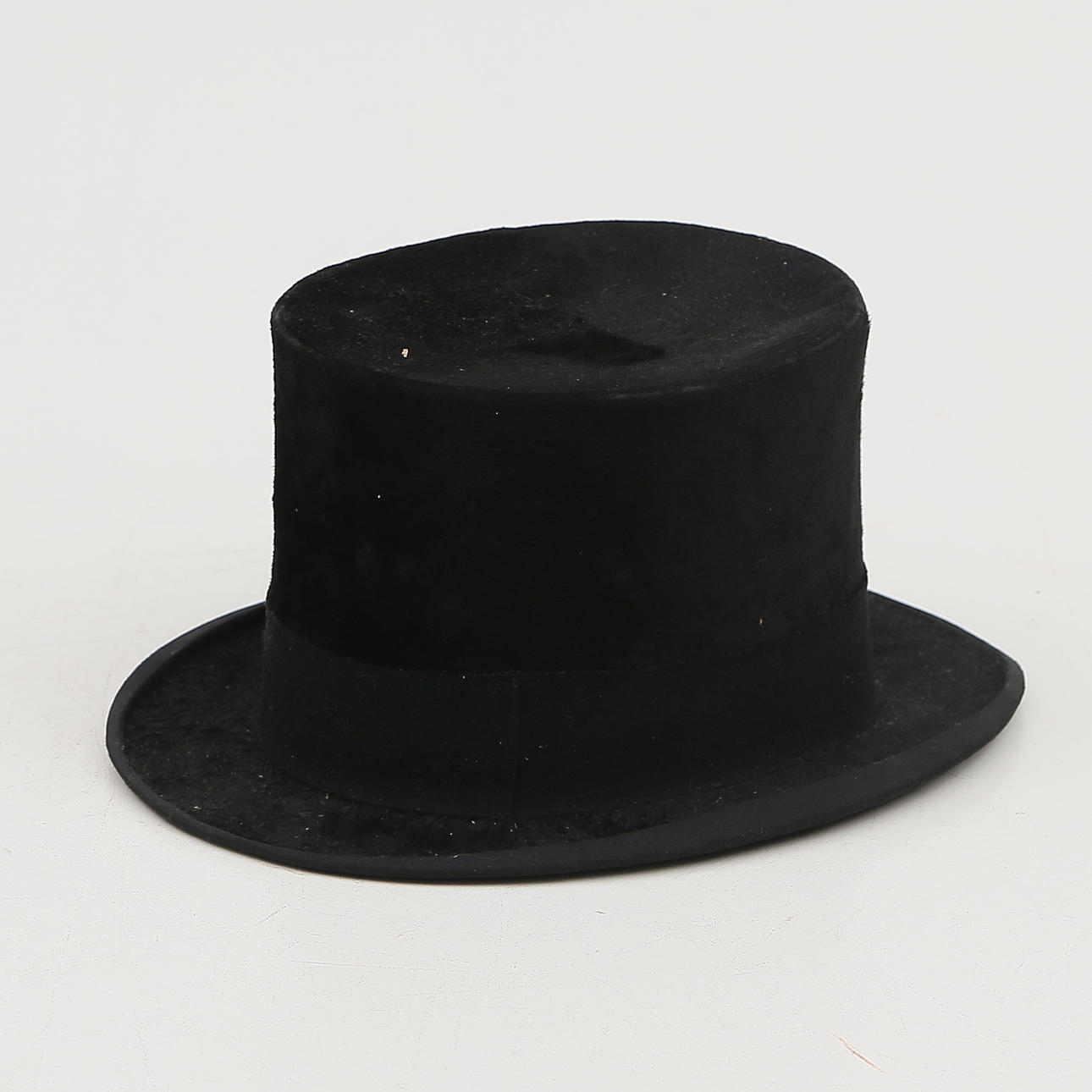 TOP HAT, 1900s.