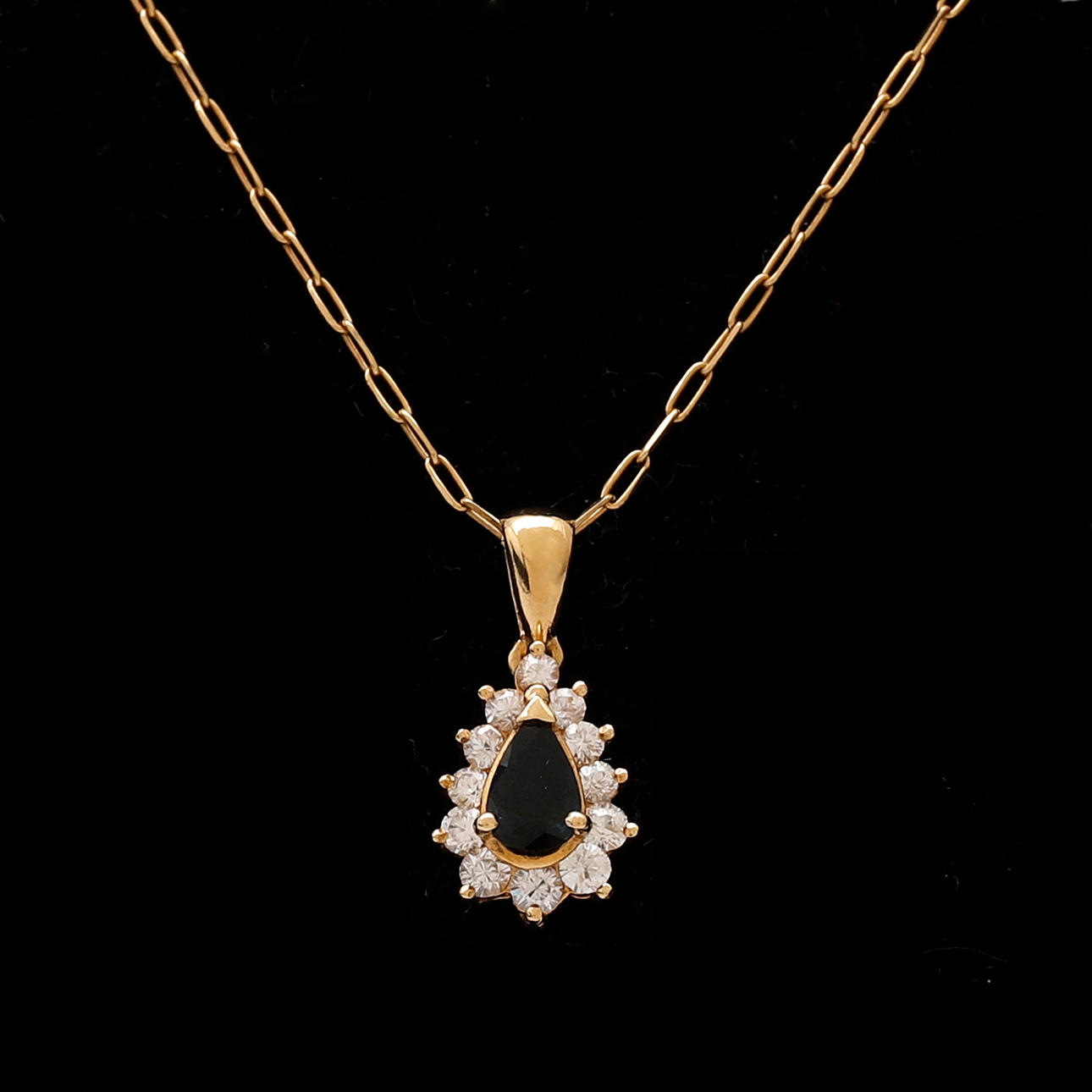 Sapphire rosette pendant.
