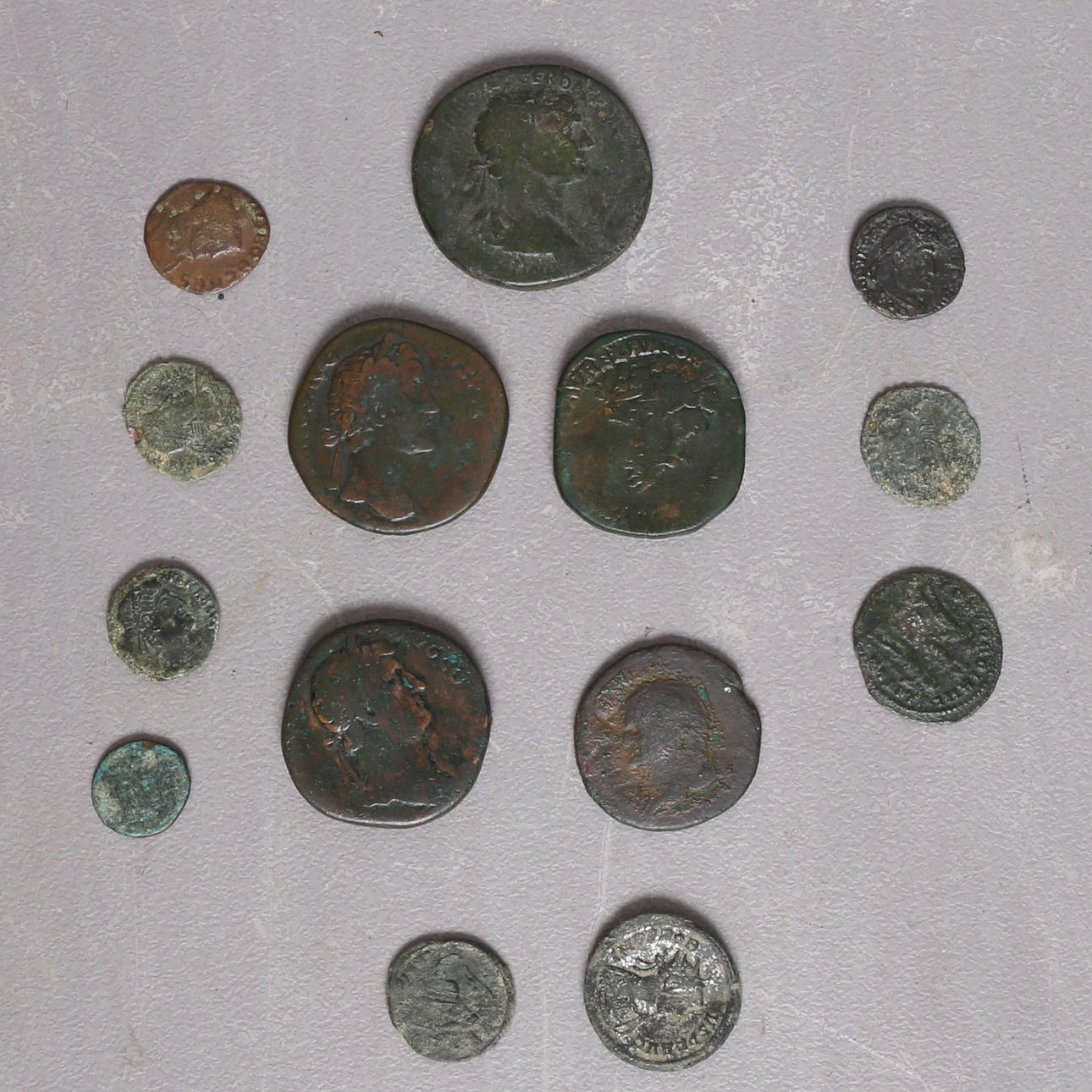 MONEDA ROMANA, 14 uds.