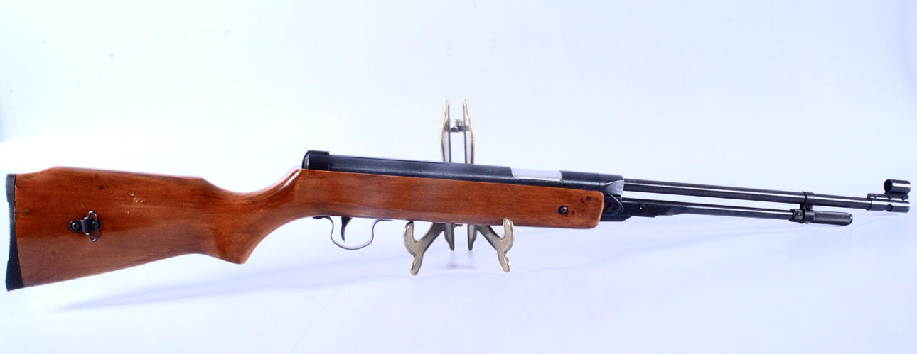 LUFTGEWEHR, hergestellt in China.