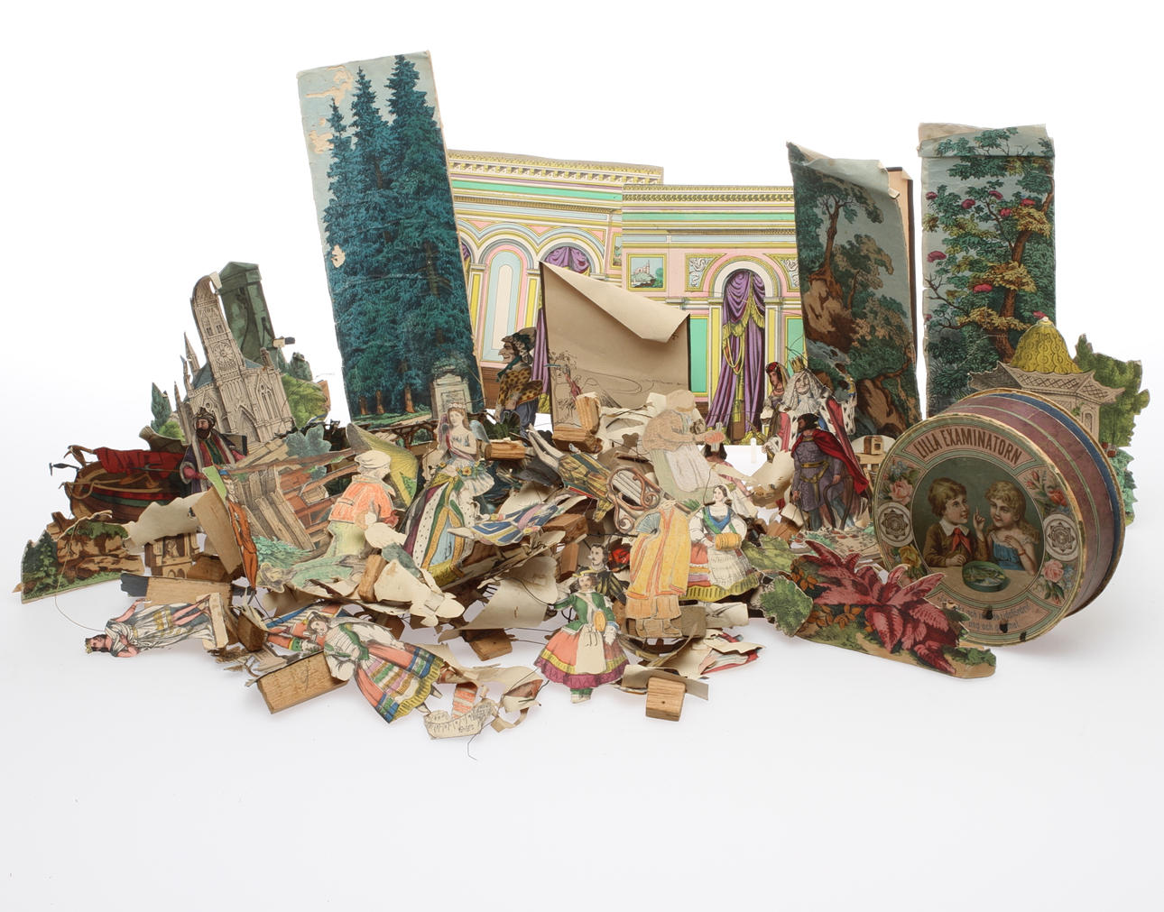 Scenfigurer, kulisser med mera till Tannhäuser samt kunskapsspel "Lilla examinatorn".