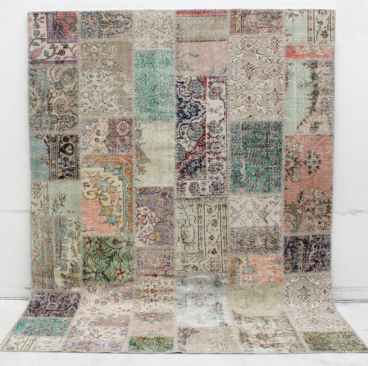 MATTA, Patchwork, 310 x 230 cm.