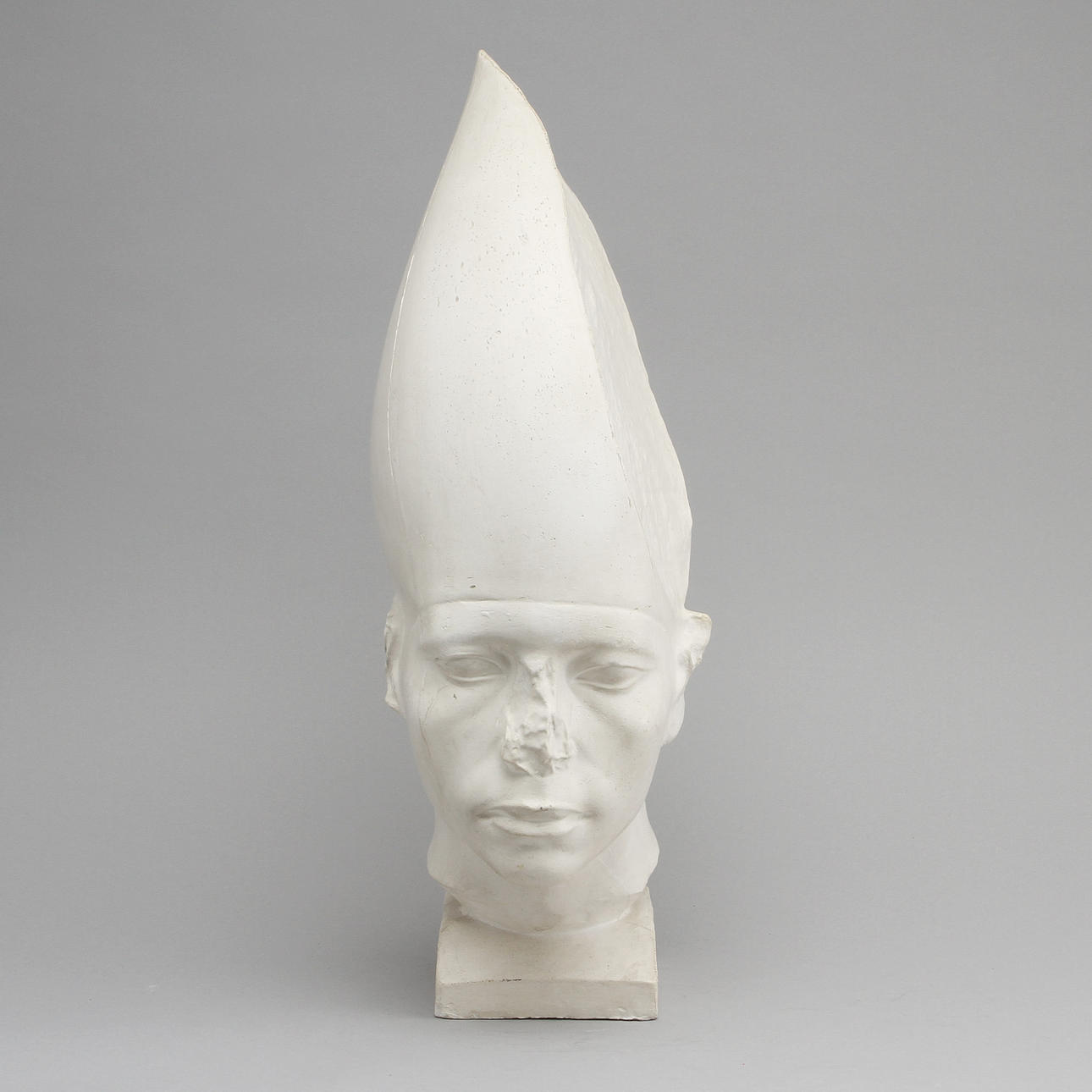 BYST, gips, föreställande farao Amen-em-hat III (1842-1795 f.Kr) 2000-tal.