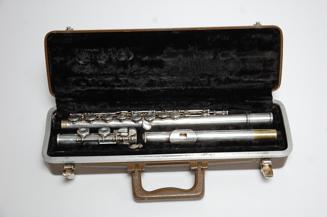 TVÄRFLÖJT, " Buescher Aristocrat ".