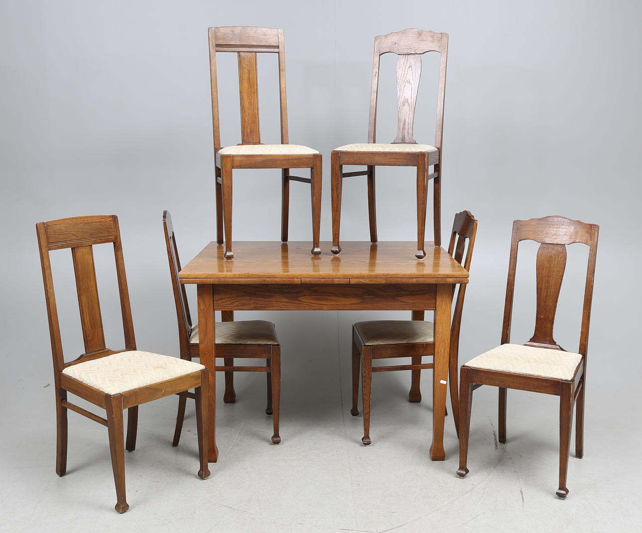 MATSALSGRUPP, 7 delar, jugend, 1900-talets första kvartal.