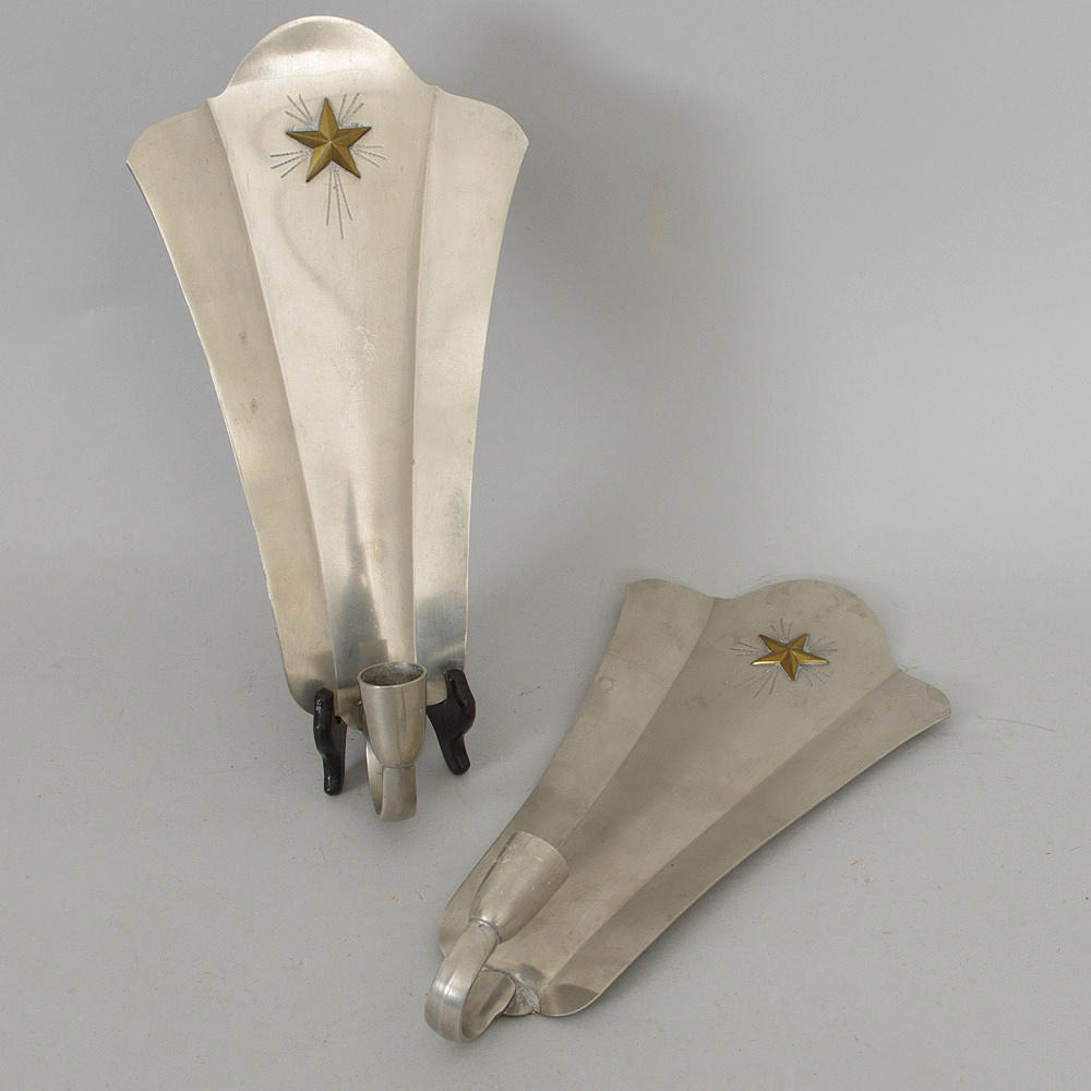 VÄGGLJUSSTAKAR, 1 par, tenn, stämplade GAB, Stockholm, 1934.