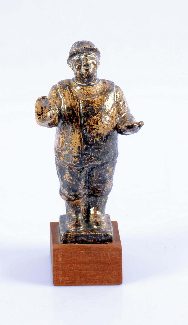 ELSIE DAHLBERG. SKULPTUR, stående man.