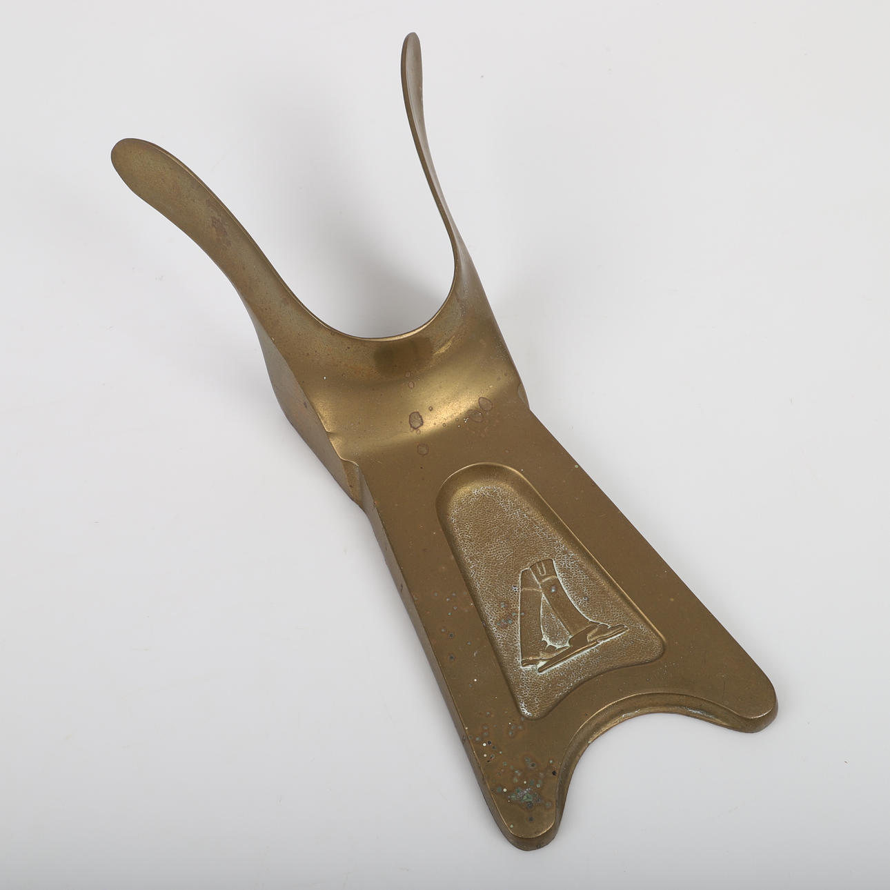 BOOT BOX, "Creation Debotaise", messinki, Engreval, Ranska.