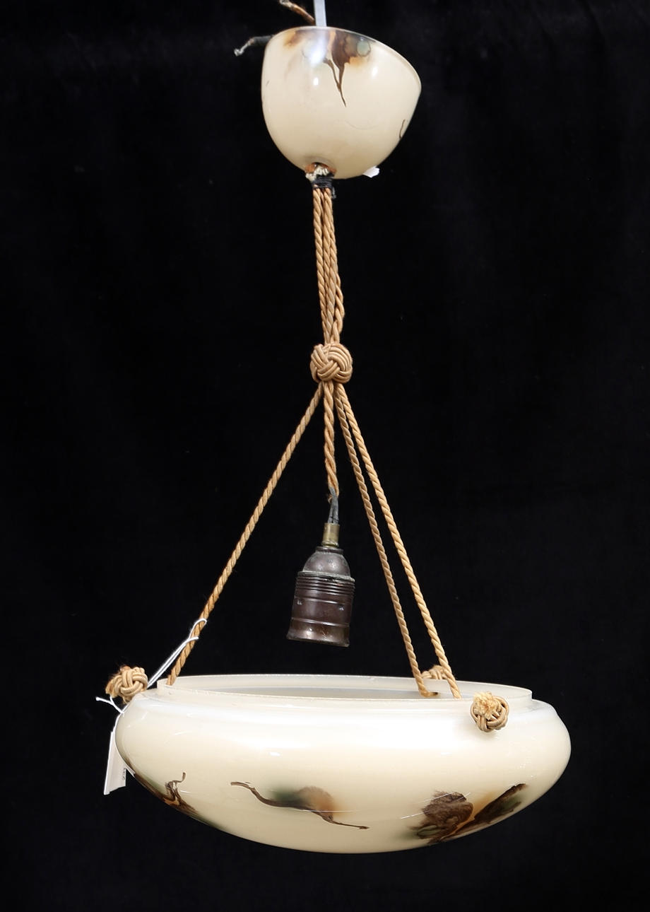 TAKAMPEL, glas, 1900-talets första hälft, total höjd ca. 50 cm.