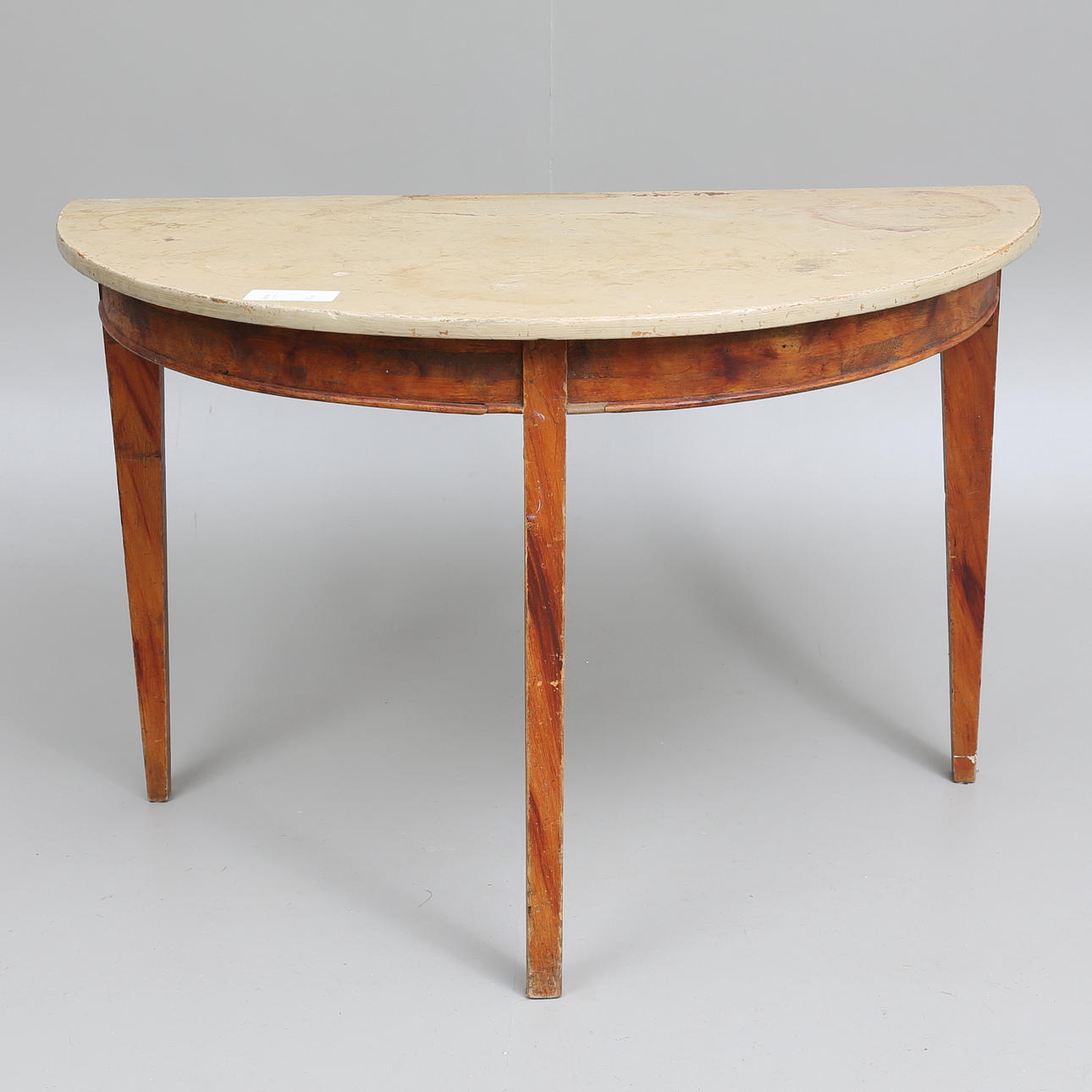 HALVMÅNEBORD 1800-tal.