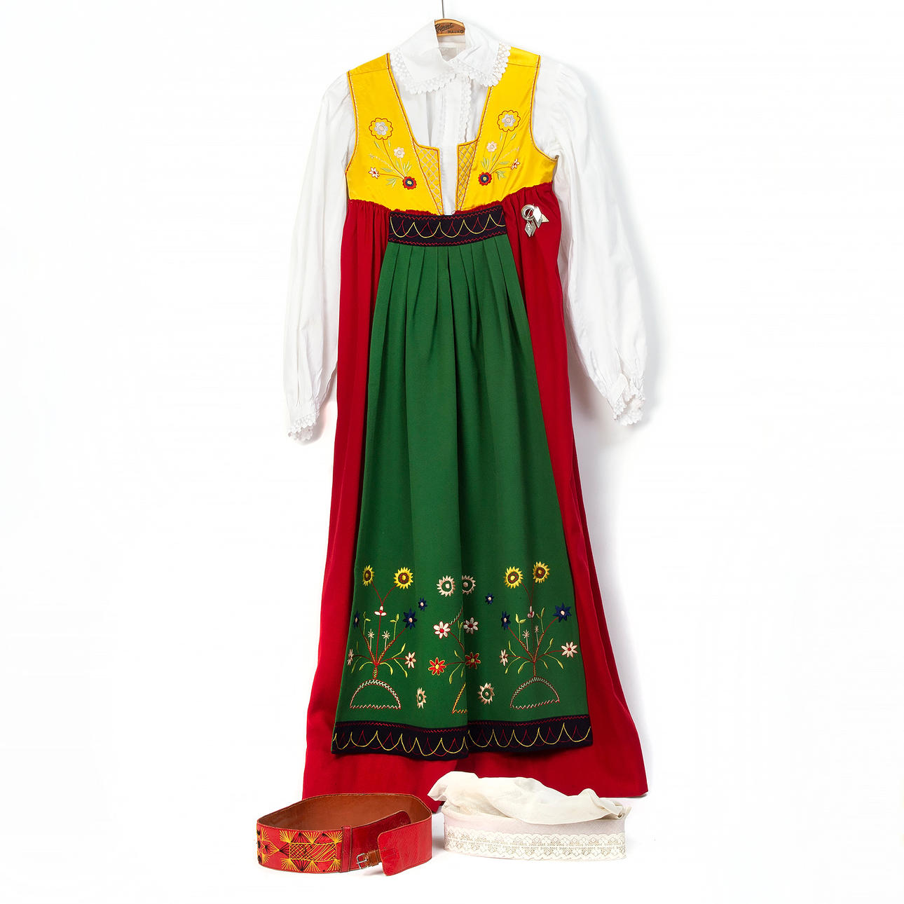 FOLKDRÄKT, Vingåkersdräkten.