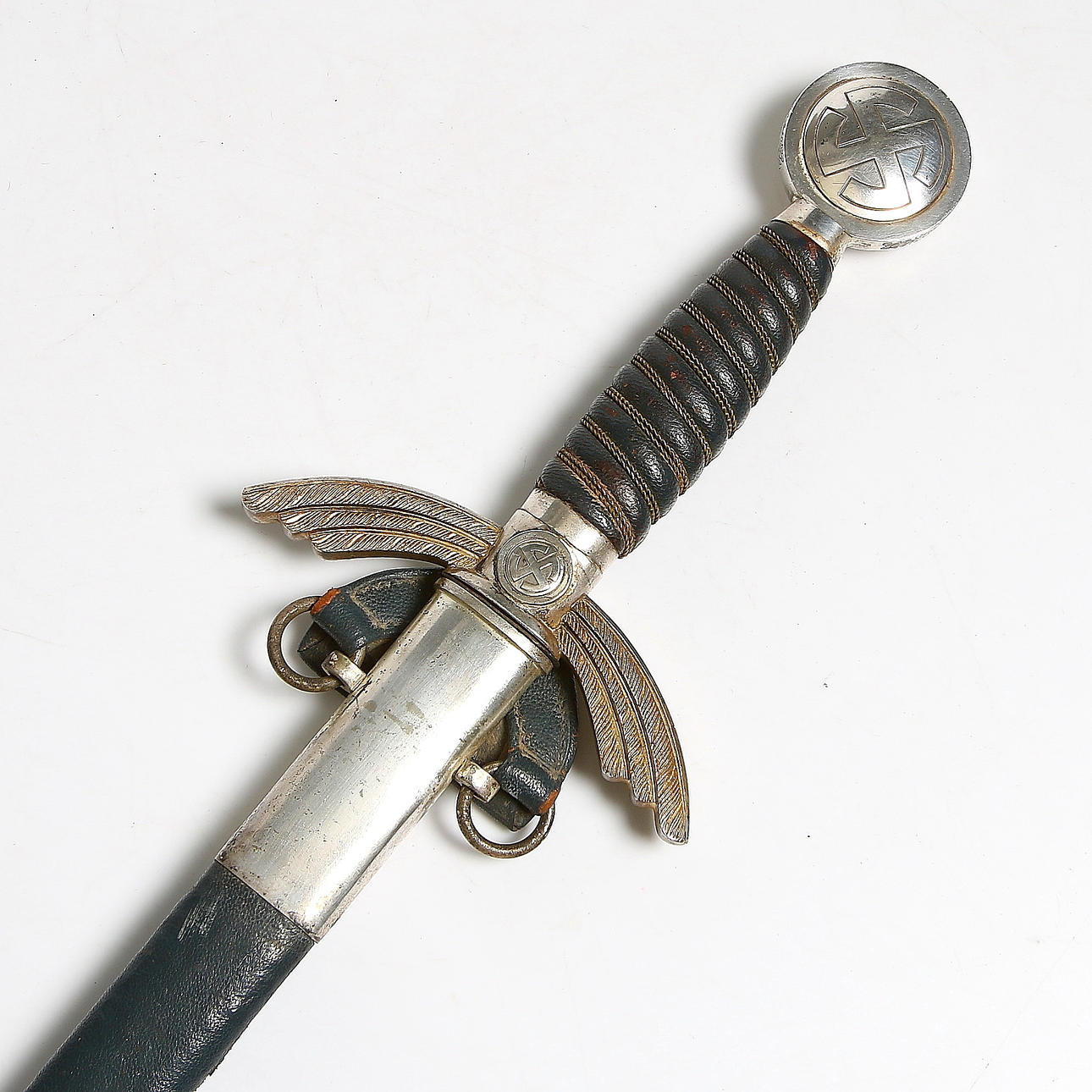 SVÄRD med BALJA, stål, nysilver samt läder, E. & F. Hörster, Solingen, Luftwaffe, Tyskland. WW2, 1930/40-tal.