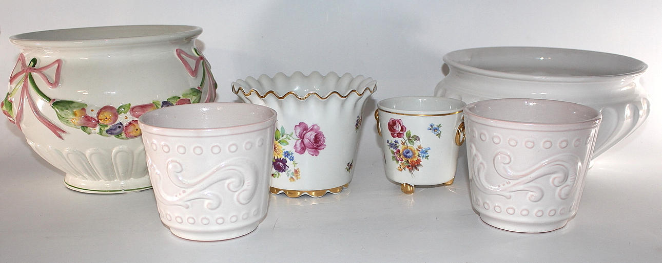 YTTERFODER 6 st, b.la Upsala Ekeby.