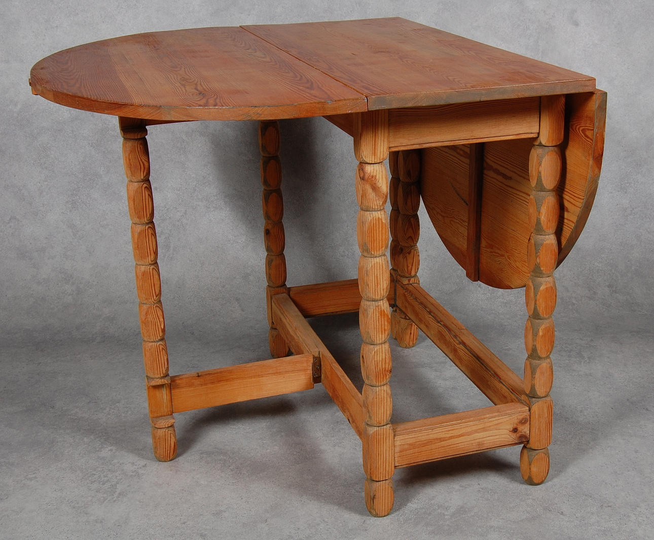 SLAGBORD, furu, 1900-talets början.