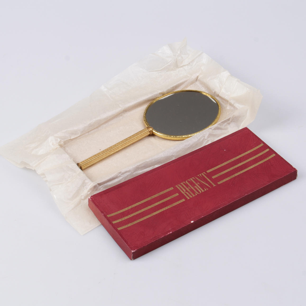 HANDSPEGEL, Regent, London, 1900-talets mitt.