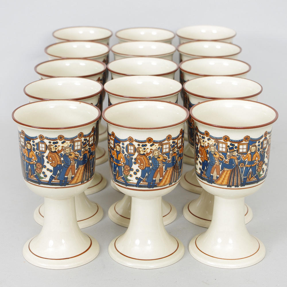 VINGLAS, porslin, "Gille", Höganäs.