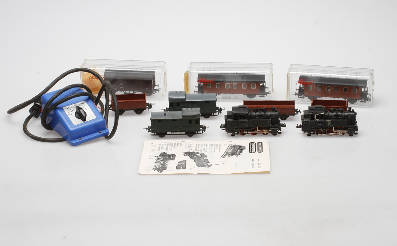 LOK, VAGNAR och TRANSFORMATOR, Trix och Liliput.