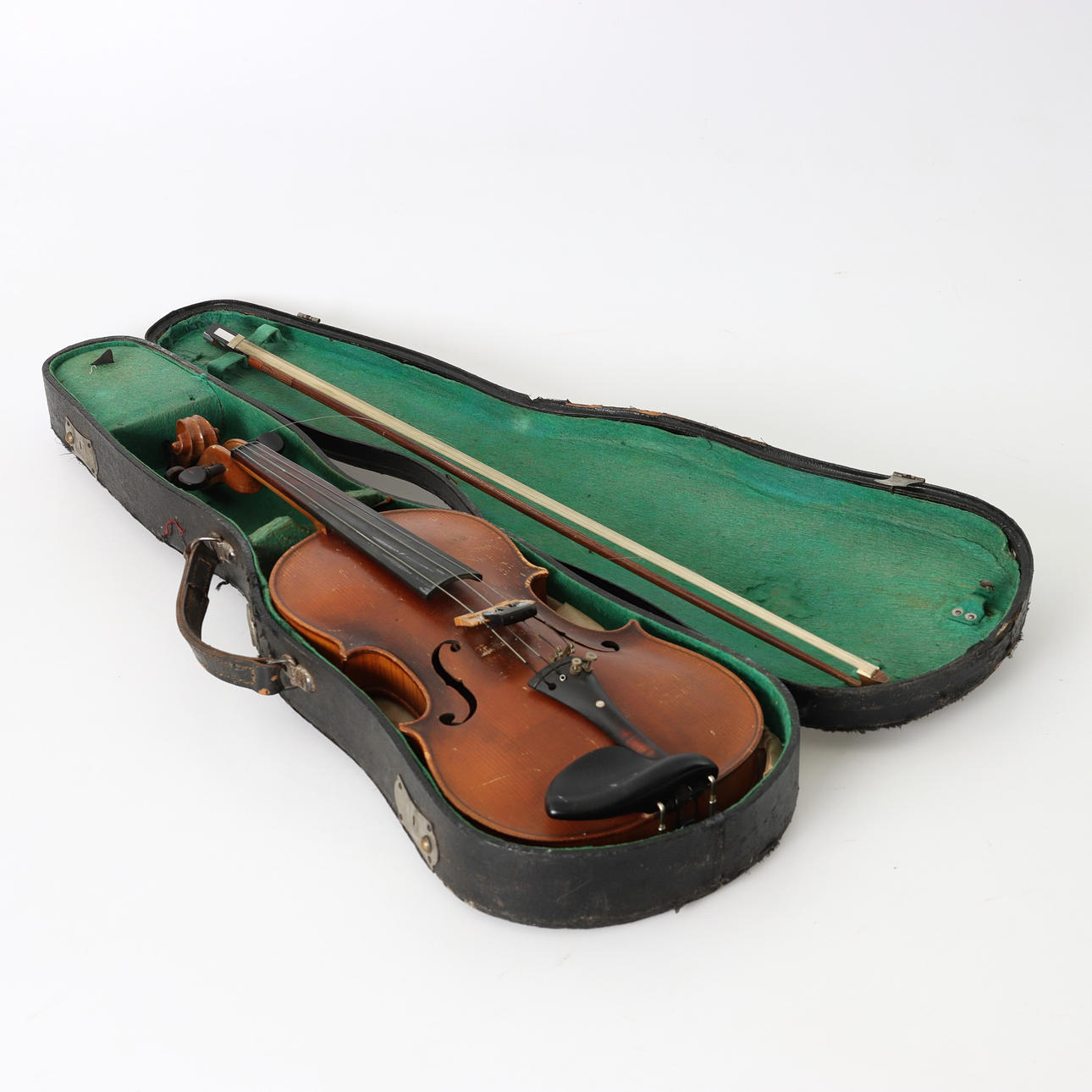 JACOBUS STEINER. Violin with bow and case, Jacobus Stainer in
