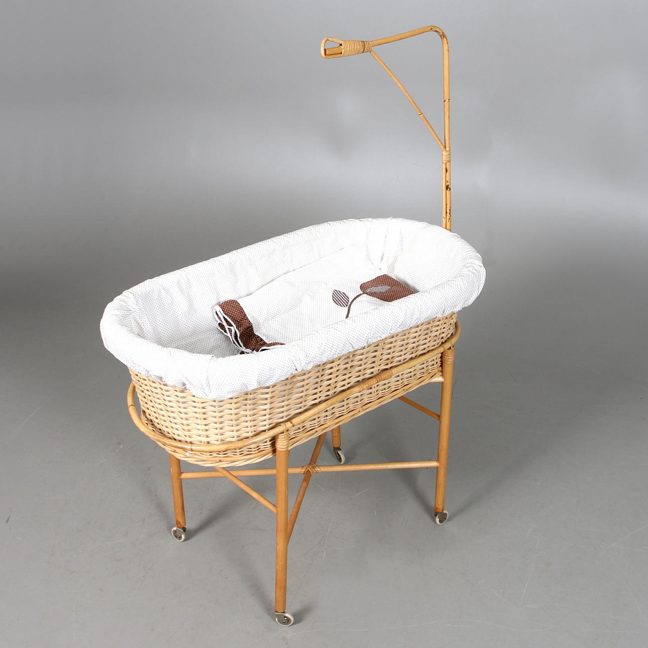 BARNSÄNG, rotting, 1900-tal.