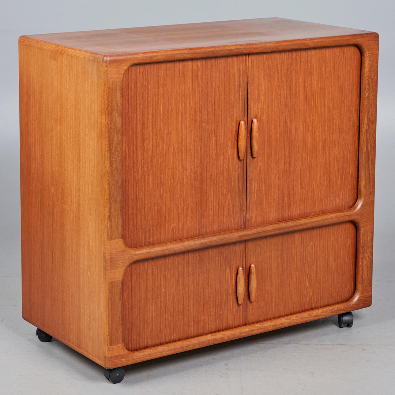 Dyrlund, skåp/highboard, teak, 1970-tal, Danmark.