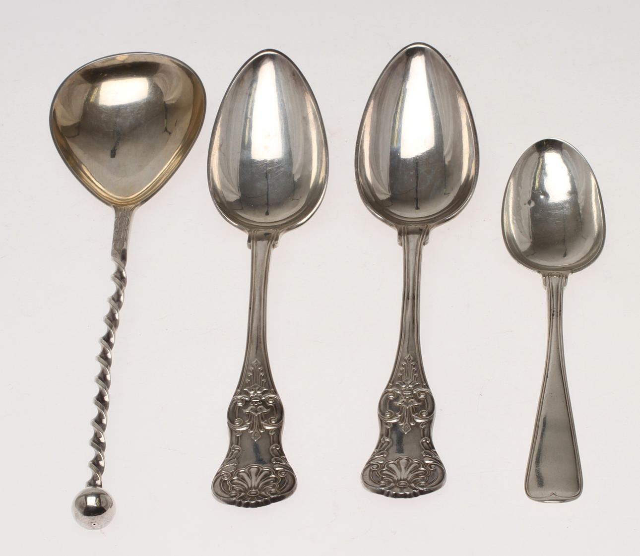 PARTI SILVER, 4 delar, Norge, 1800-tal. Tot vikt 238 gram.