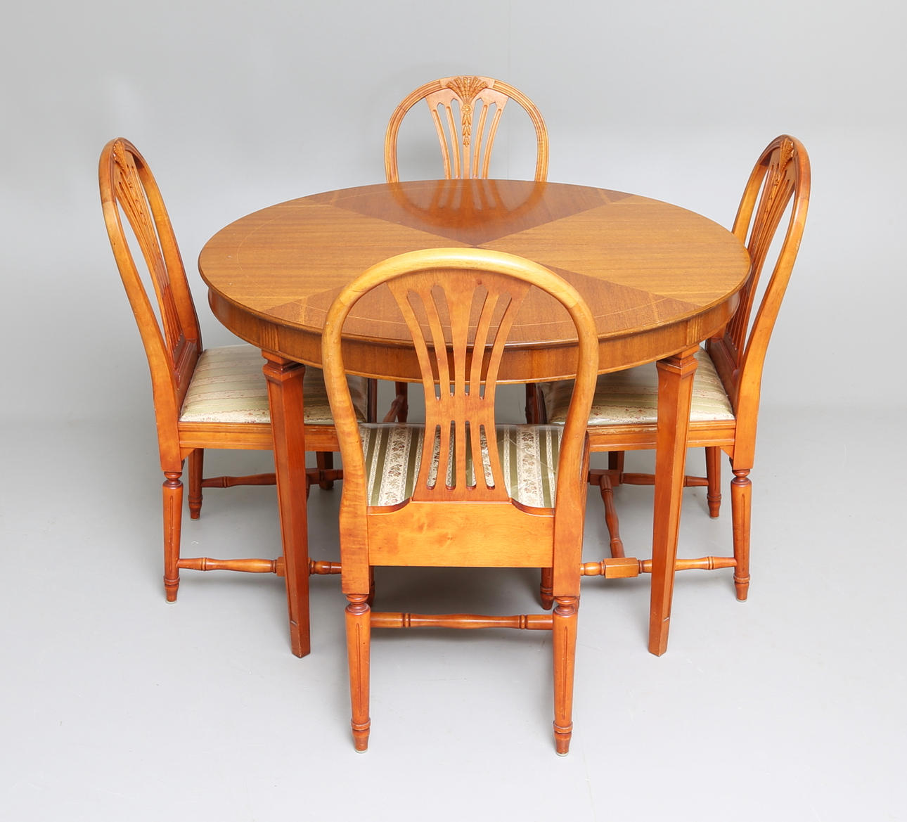 MATSALSGRUPP, 5 delar, "Axmodell" gustaviansk stil, 1900-tal.