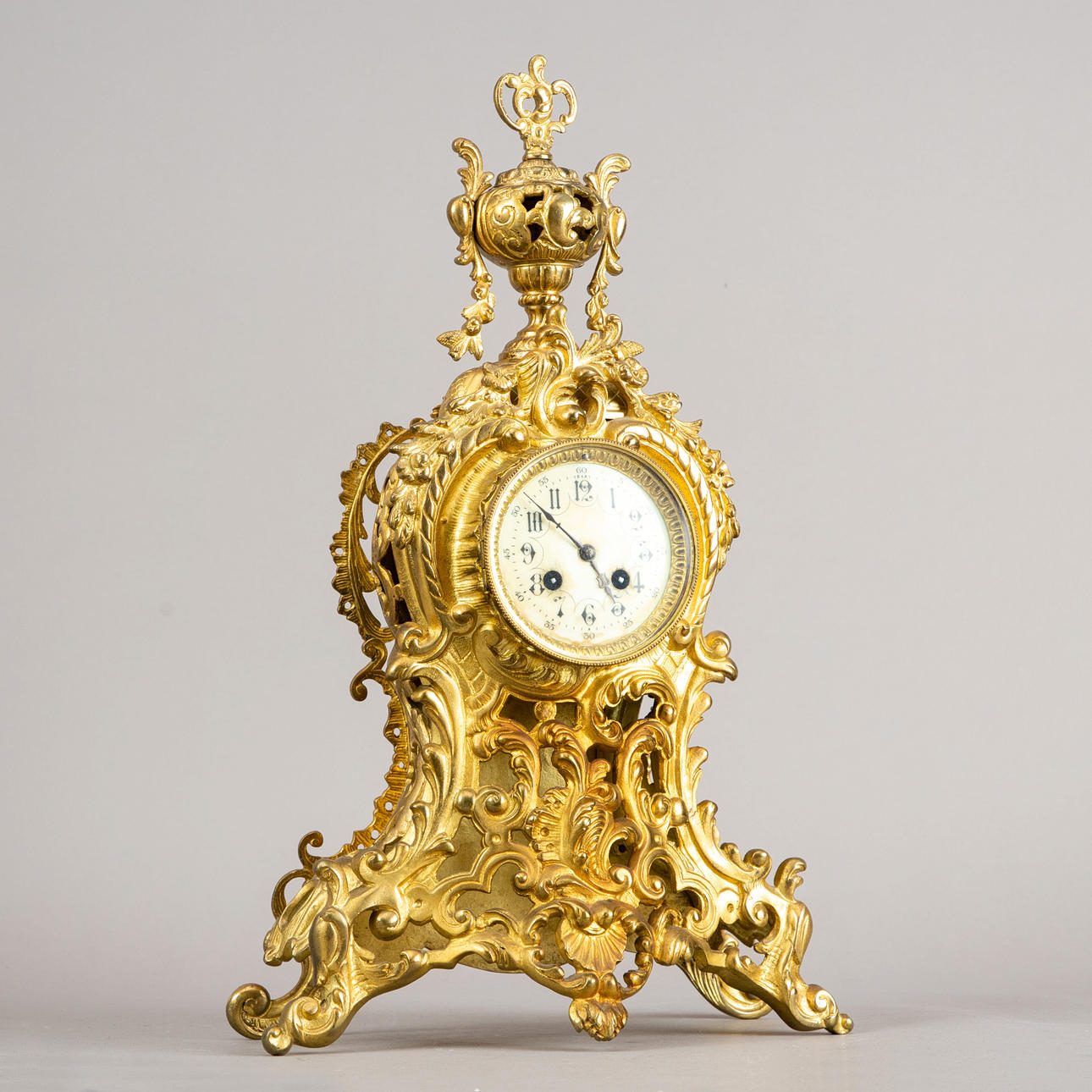Reloj de estilo rococó, Francia, hacia 1900/1920.