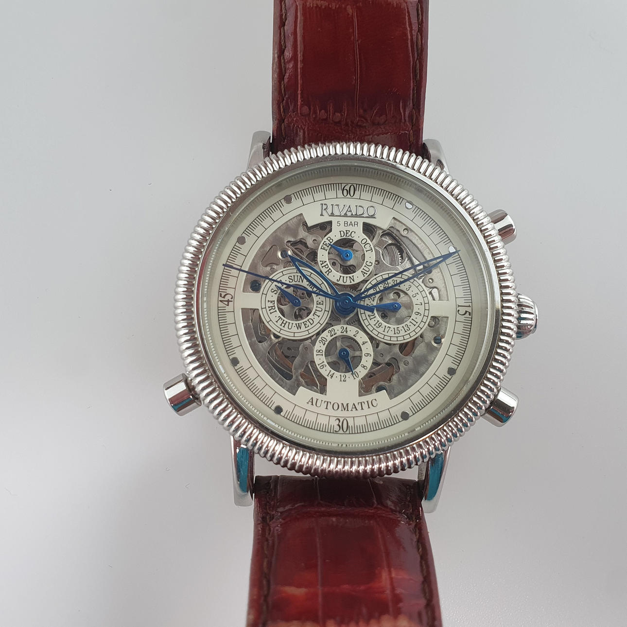 - RIVADO Herren Chronograph, Automatic, Lederarmband.