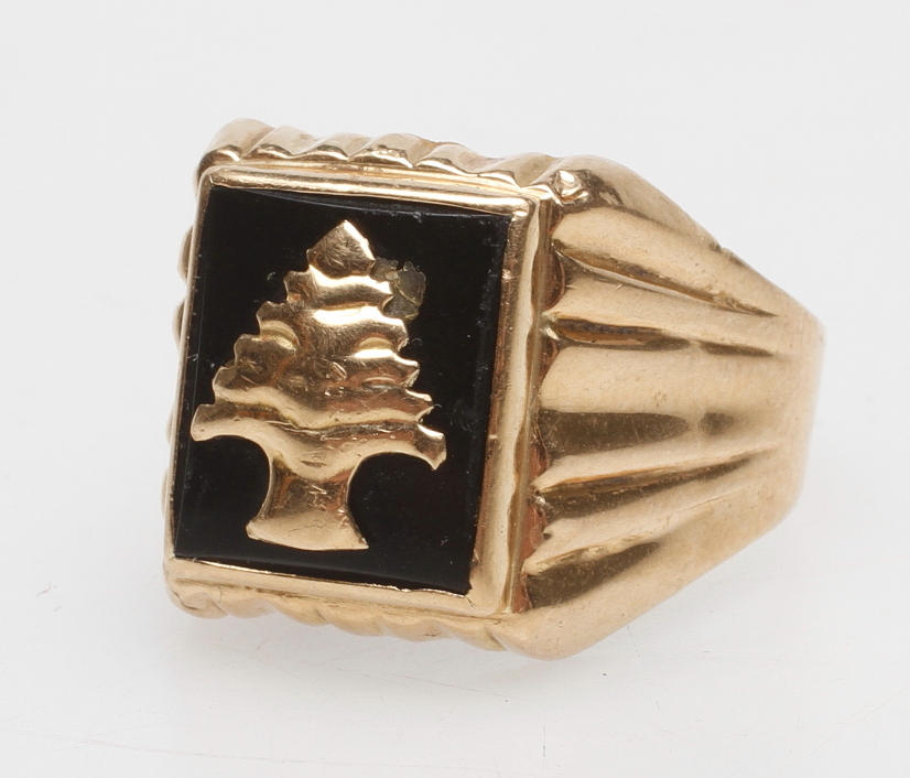 KLACKRING, 18k guld, vikt ca 6,6 gr.
