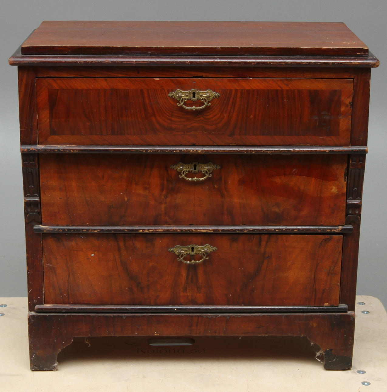 BYRÅ, nyrenässans, 1800-tal.