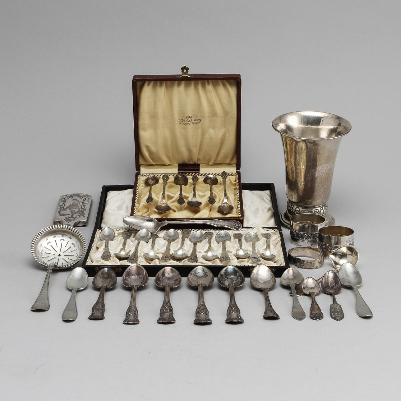 PARTI SILVER, 47 st, vikt ca 2000 gram.