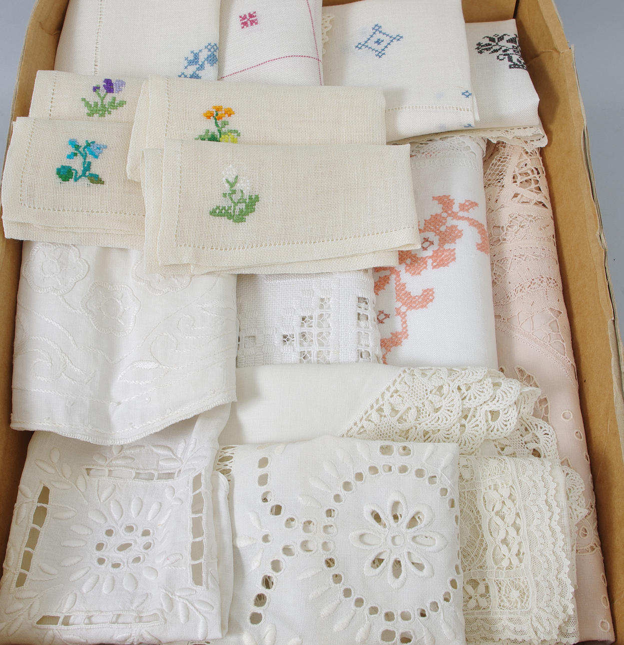 BRODERADE DUKAR M.M.