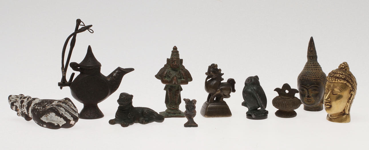 PARTI ORIENTALISKT mm... metall, bla. Fatimas hand.