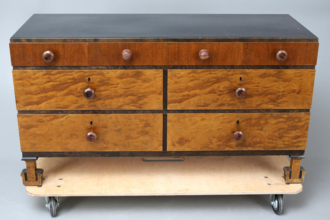 BYRÅ, Art-deco stil,1930/40-tal.