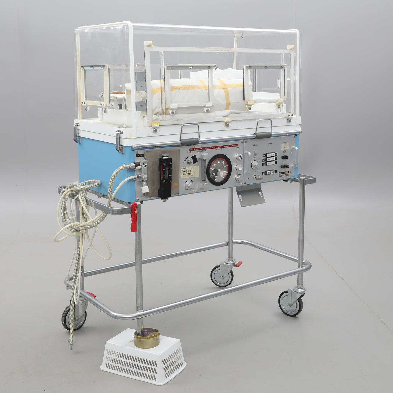 INCUBATOR. Marked Aga type mk 41.