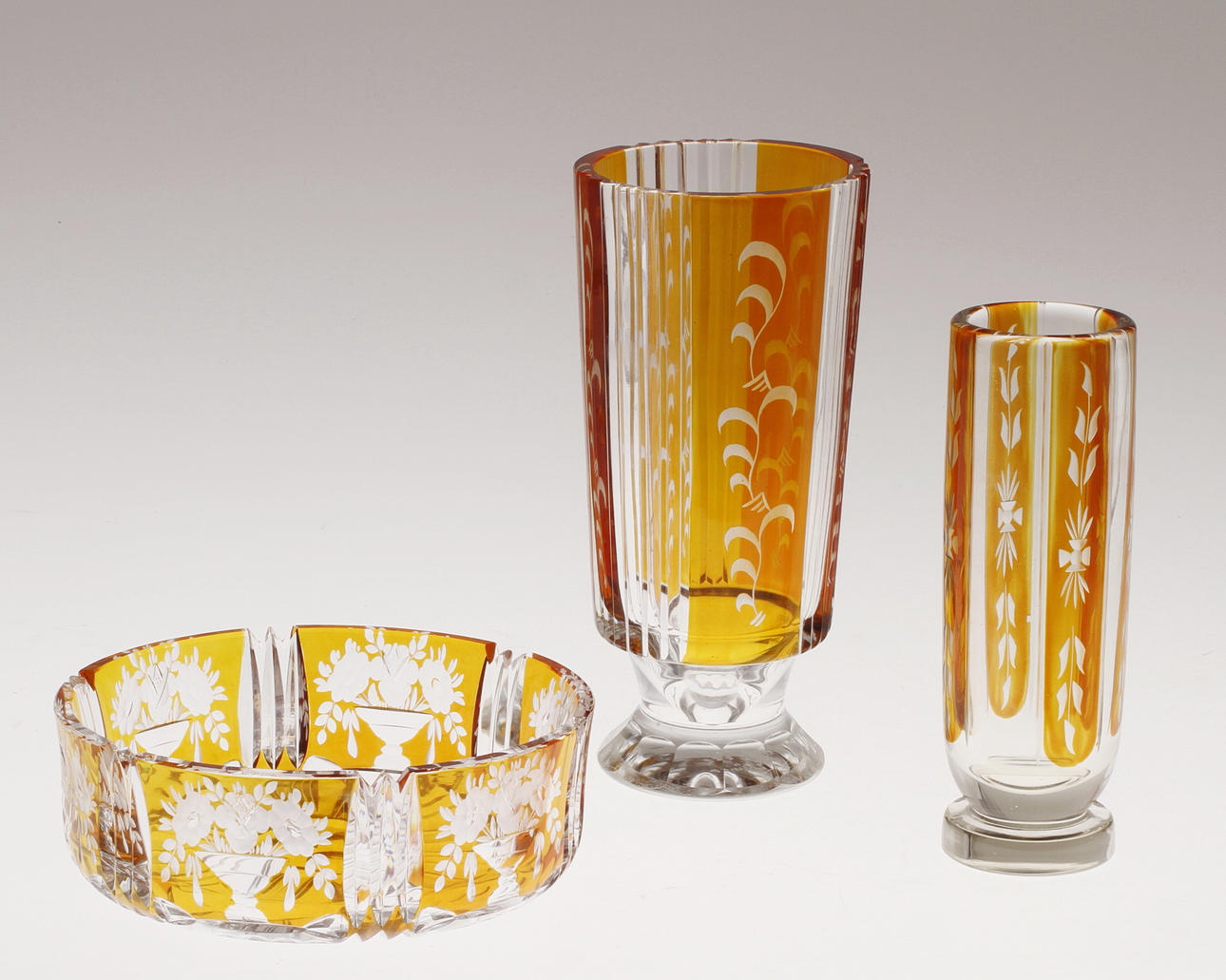 PARTI GLAS, 3 delar, sk. Böhmiskt glas, 1900-tal.