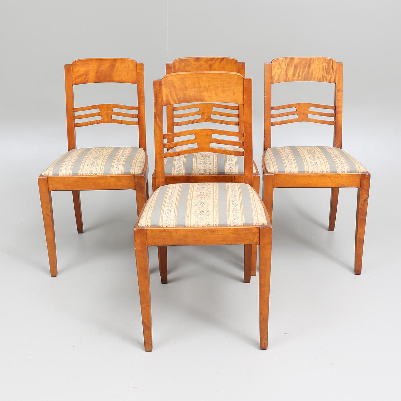 STOLAR, 4 st, björk , 1900-talets första hälft.