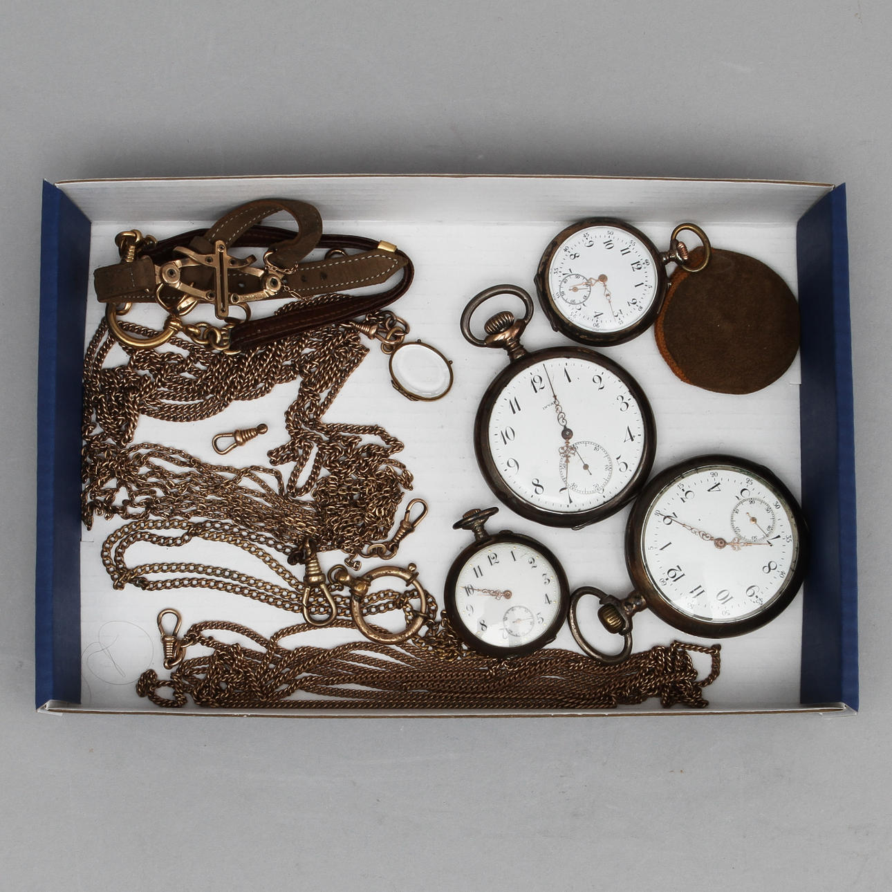 FICKUR SAMT KEDJOR, 4 st.