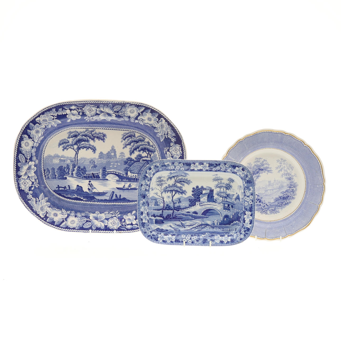 A SPODE PEARLWARE ROUNDED RECTANGULAR BLUE TRANSFER PRINTED DISH, 19TH CENTURY.