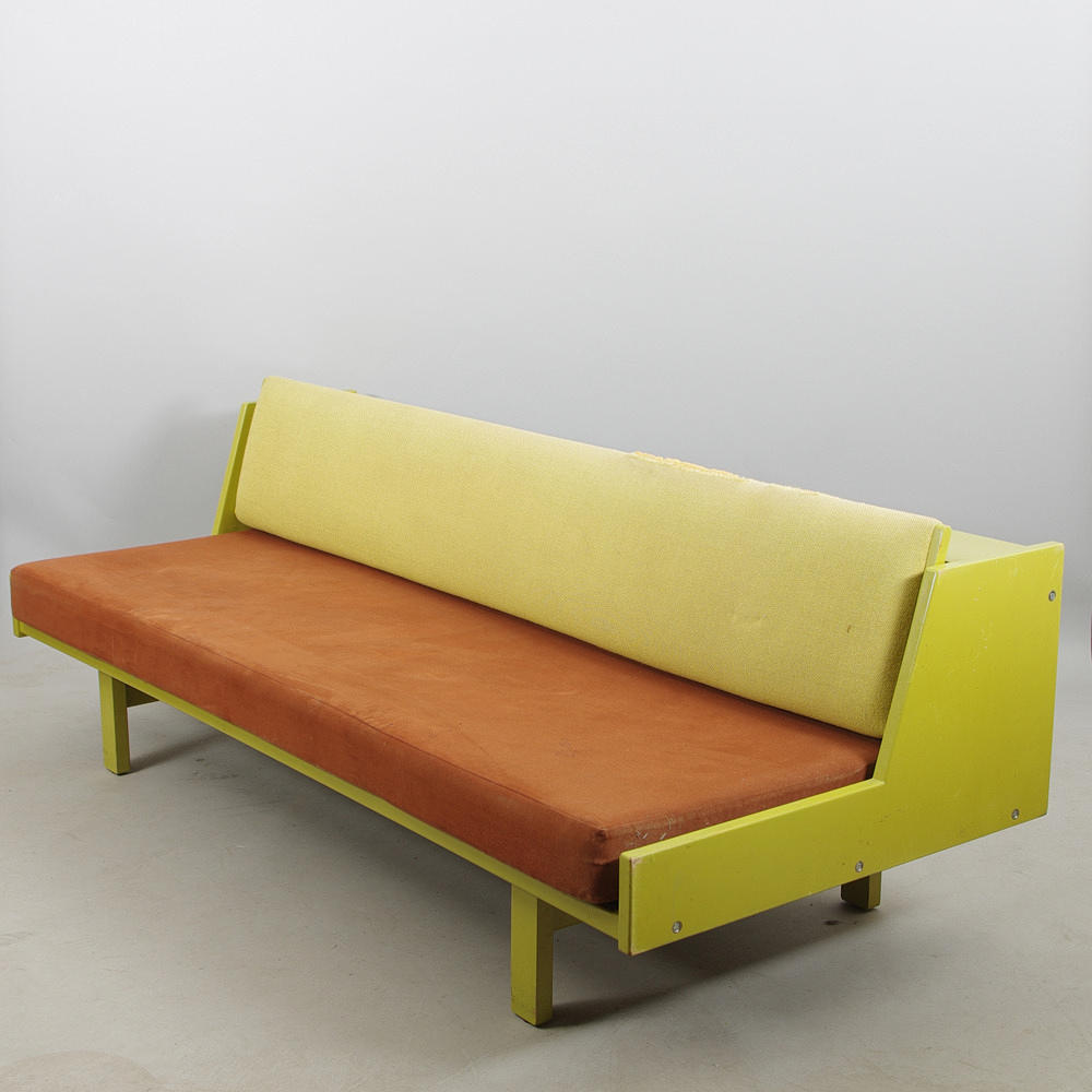 SOFFA/DAGBÄDD, design Hans Wegner, Getama.