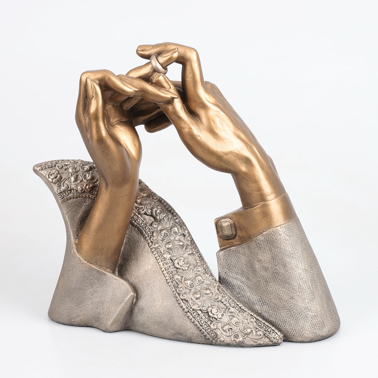 FIGURIN, "Wedding hands with this ring", Austin Sculpture 1995.