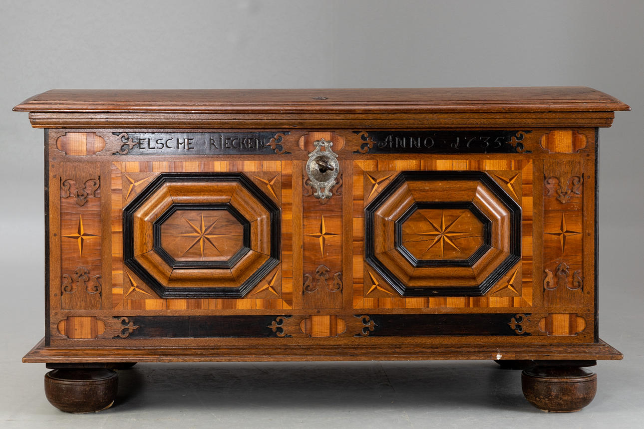 Vierländer Hochzeitstruhe, 18.Jh.