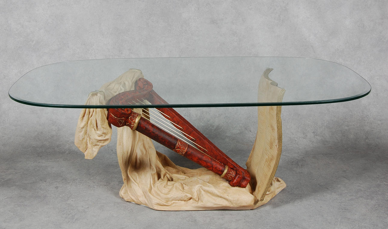 SOFFBORD, med underrede föreställande harpa,glasskiva.