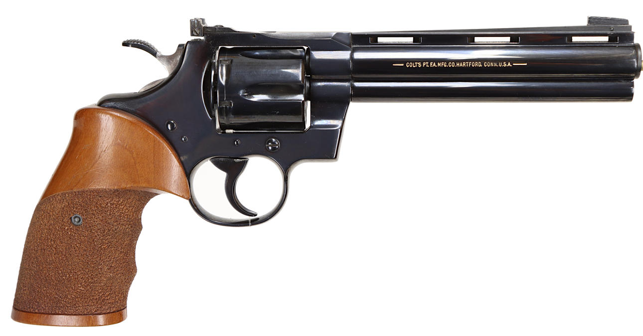 REVOLVER, Double Action, valmistaja Colt, malli Python, kaliiperi .357 Magnum, tuotantonro PN13723, katso ei käytetty.