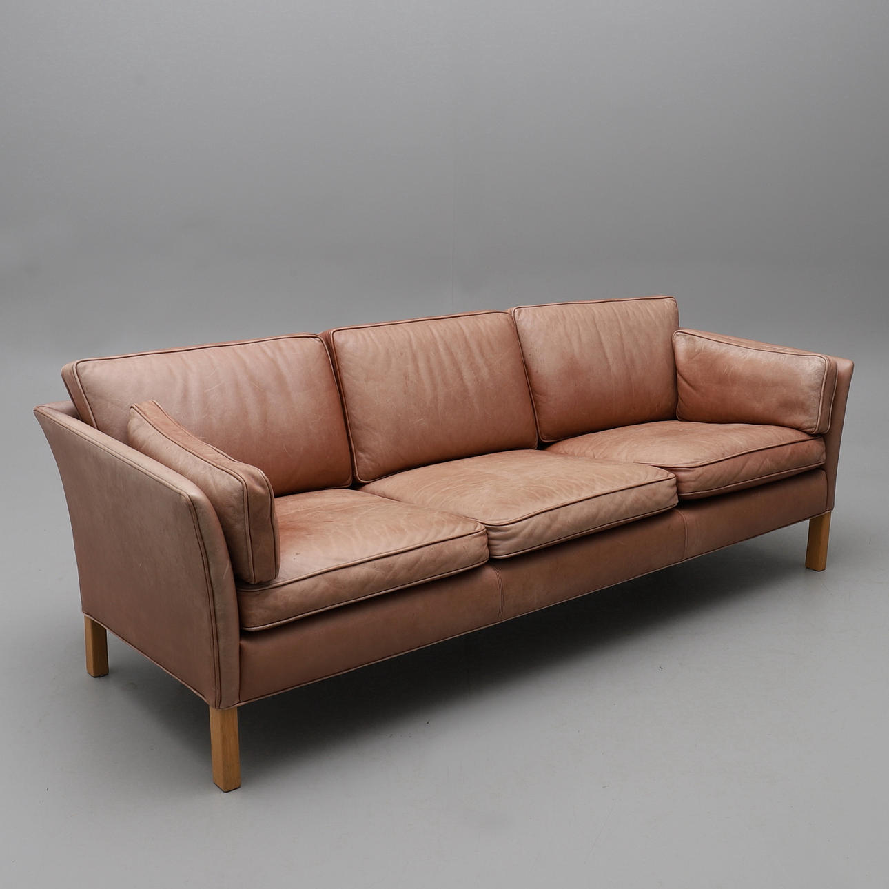 ARNE NORELL. SOFA, "CROMWELL", THREE SEATS.
