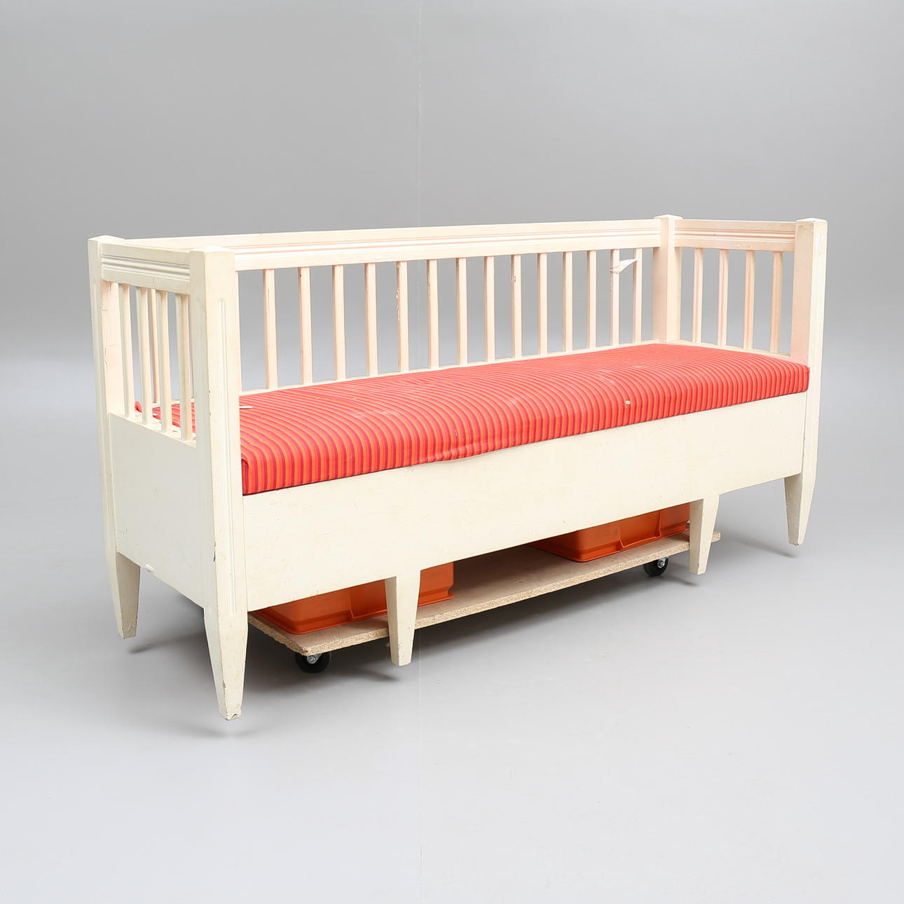 TRÄSOFFA, 1900-talets första hälft.