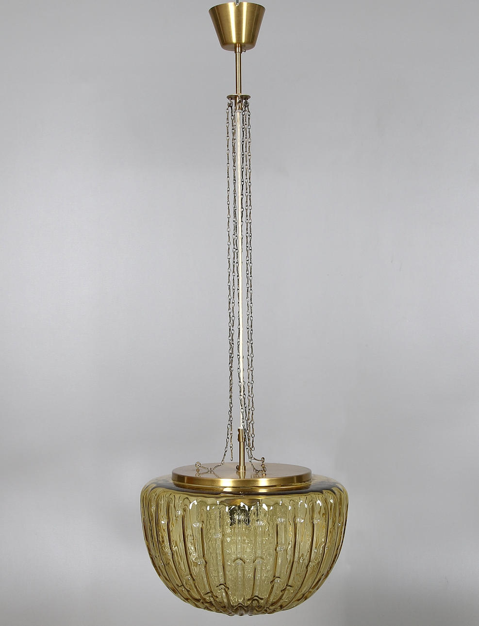 TAKLAMPA, glas samt metall, sannolikt Carl Fagerlund, Orrefors, 60-70-tal.